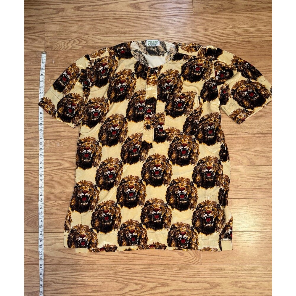 lady-tee stitches velvet isi agu lion shirt